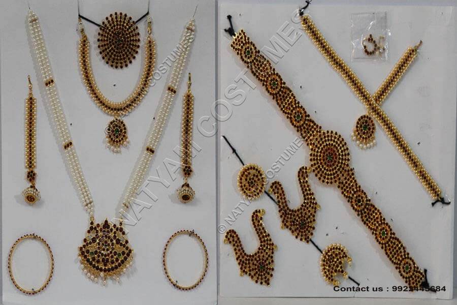Bhartnatyam jewellery set 2