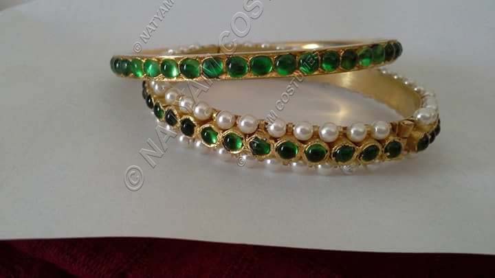 real temple kempu silver jewellery bangales 7
